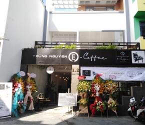 Thi công quán cà phê Trung Nguyên E Coffee Phan Tôn, Quận 1