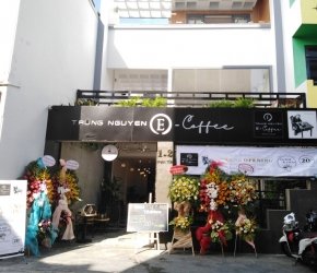 Thi công quán cà phê Trung Nguyên E Coffee Phan Tôn, Quận 1