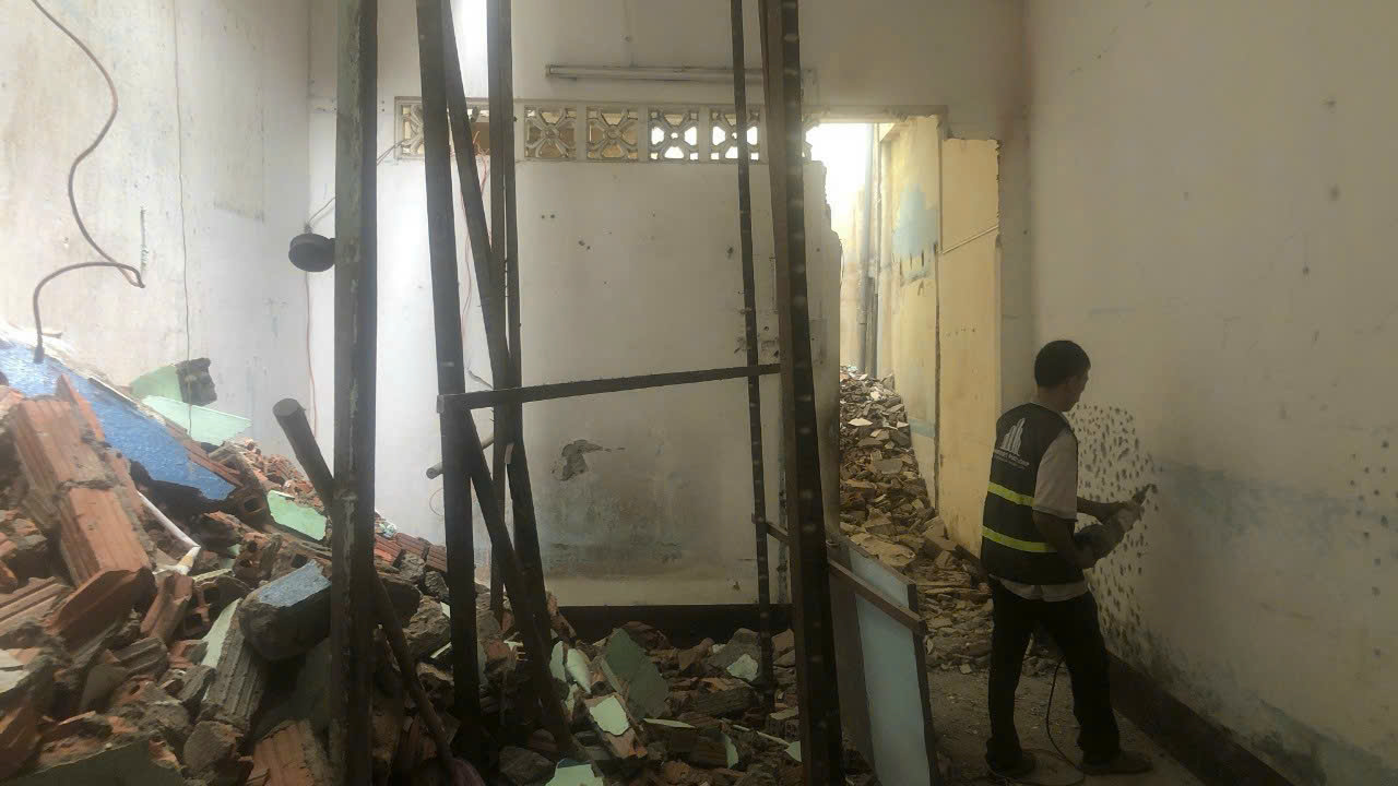 thi công đục phá