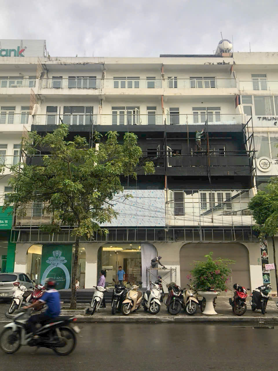 thi công sửa chữa cải tạo mặt tiền